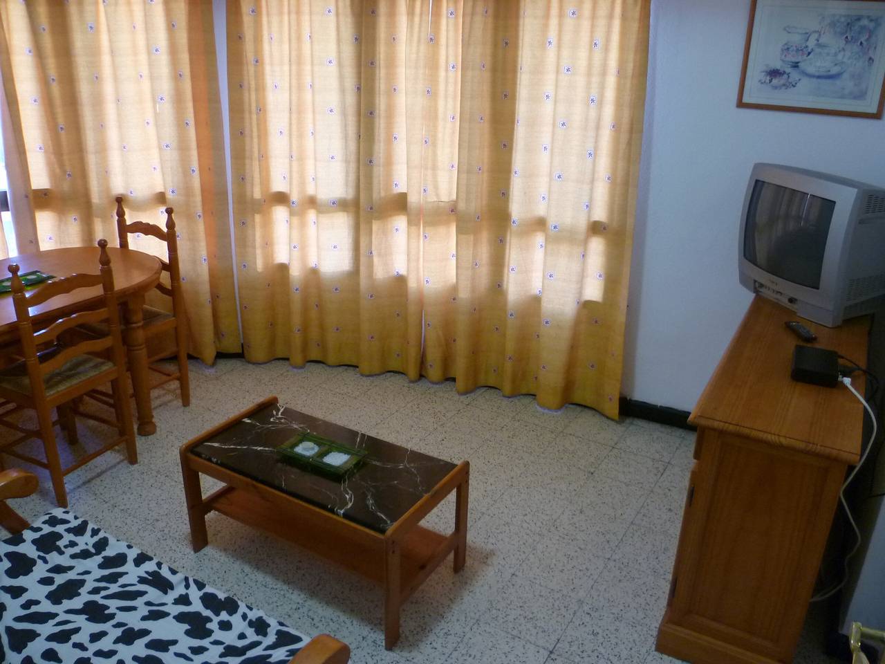 Apartamento entero, Apartamento en Cullera: 2 habitaciones, a 300m de la playa, buena ubicación in Cullera, Costa de Valencia