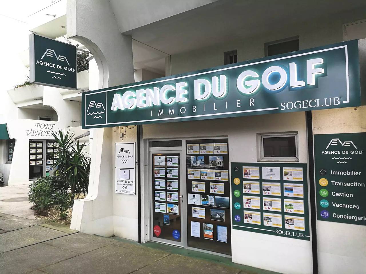 Entire apartment, Air-conditioned apartment in residence with swimming pool in La Grande-Motte, Mediterranean Coast (France)