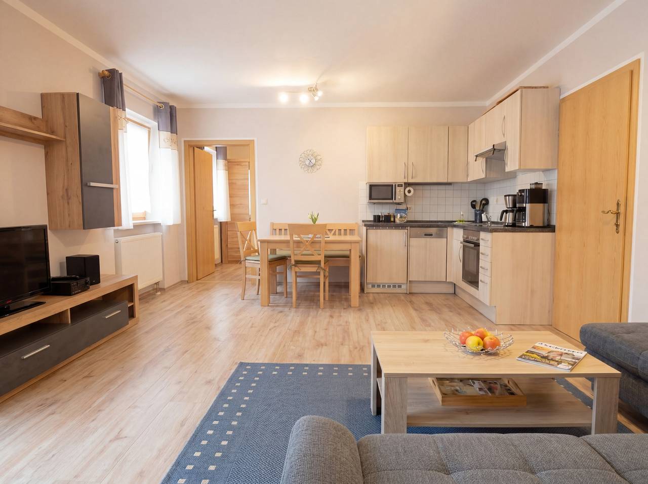 Ganze Ferienwohnung, Fewo F2 in Kelheim, Ostbayern