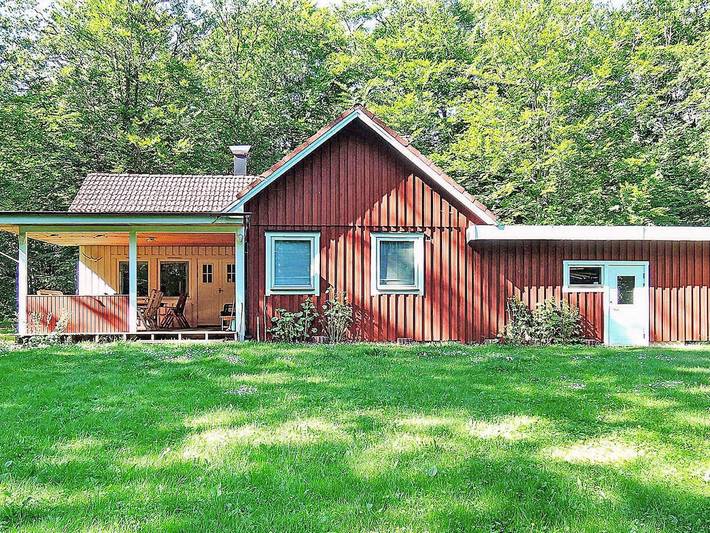 Ferienhaus für 6 Personen, mit Terrasse und Garten in Skane