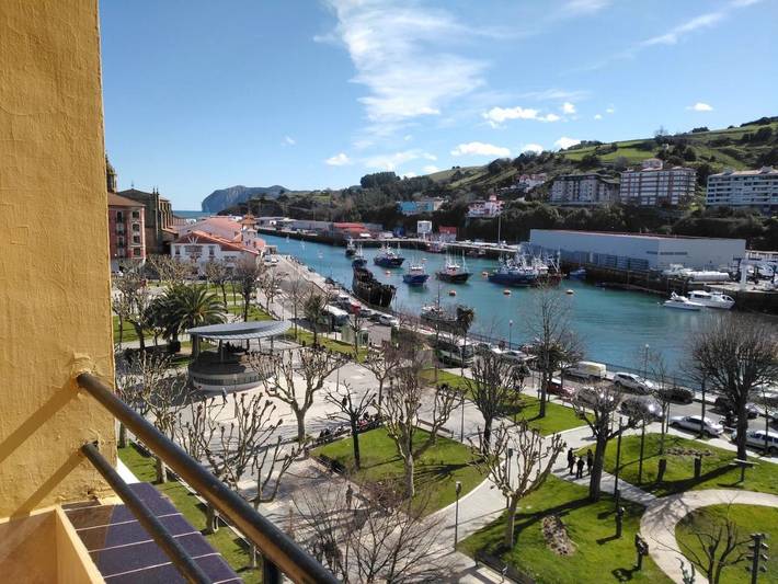 Apartamento para 4 personas, con Balcón y Vistas en Bermeo