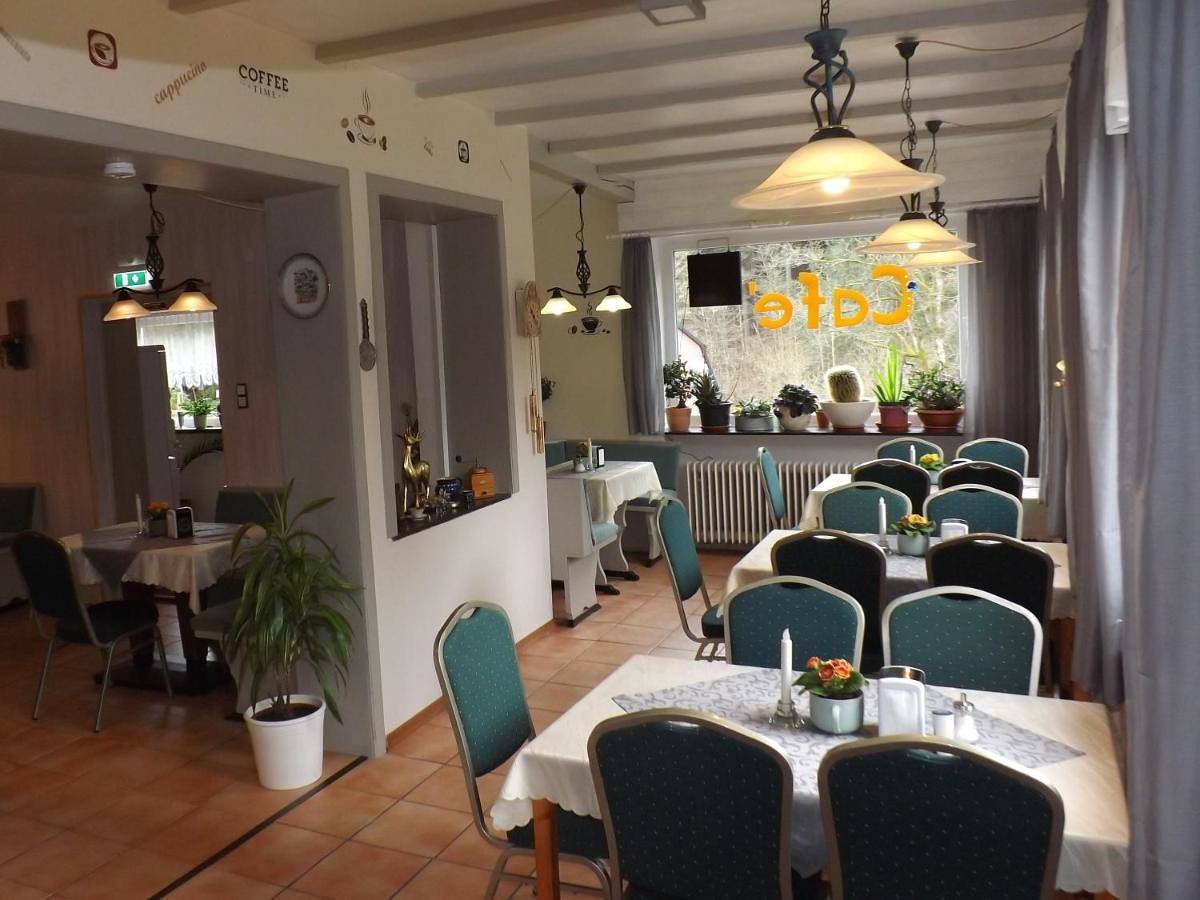 Double Room with Private Bathroom in Osterode, Harzvorland