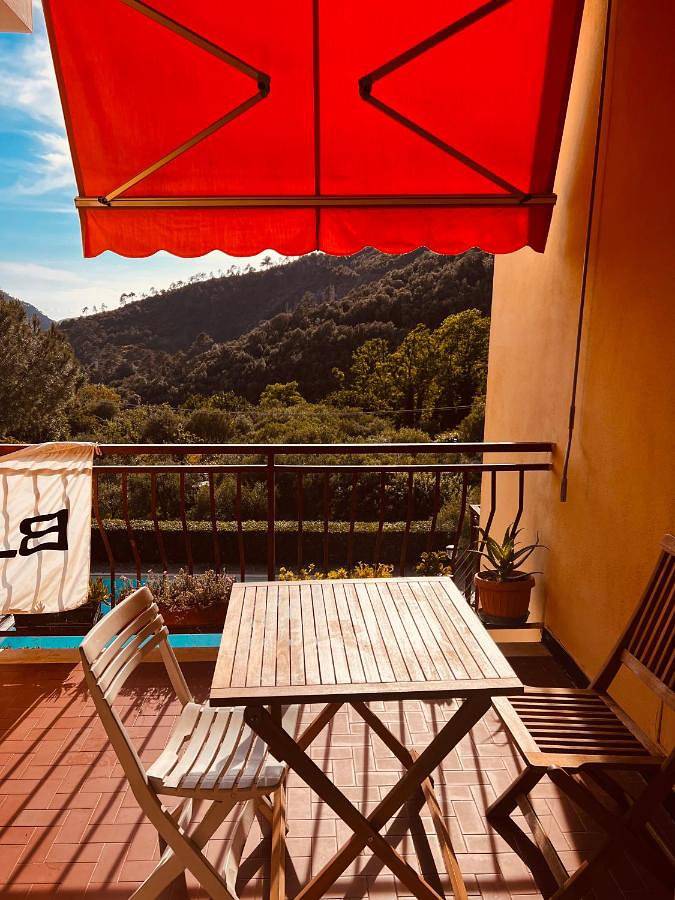 Gîte pour 5 personnes, avec piscine ainsi que vue et balcon à Deiva Marina - 3