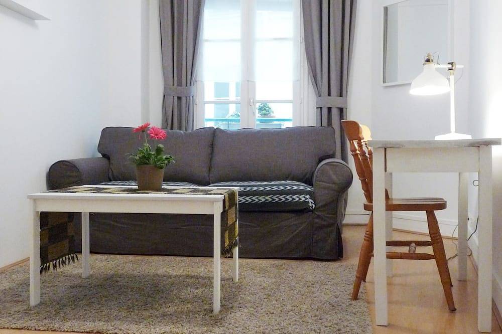 Geheel appartement, Studio rustige binnenplaats 14e Parijs in de buurt van Montparnasse, 25 m2 in 14e arrondissement (Parijs), Parijs