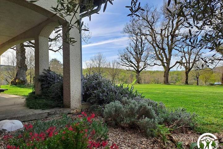 Holiday home for 12 people, with pool and garden, with pets - 1