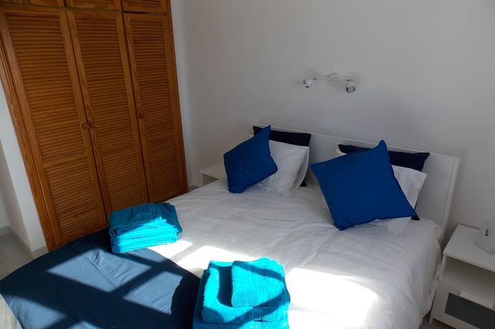 Impresionante Villa Margarita.  Excelente ubicación en Puerto del Carmen con vista al mar in Puerto del Carmen, Tías