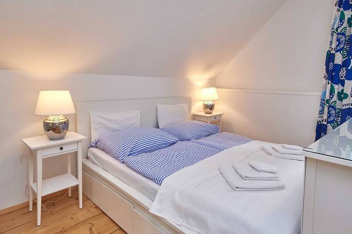 Ferienwohnung für 4 Personen, mit Garten und Sauna sowie Balkon - 1