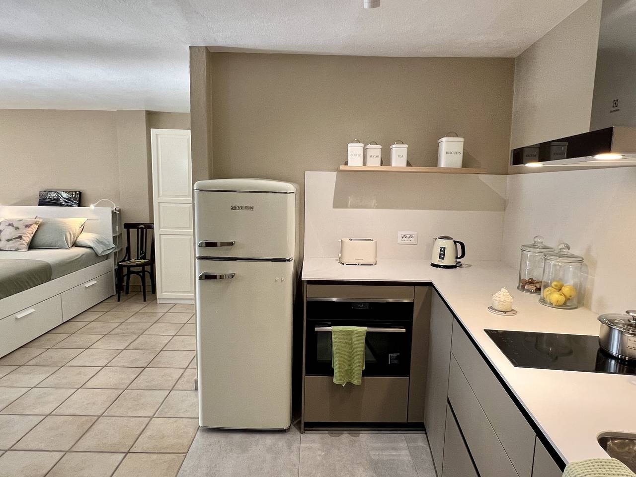 Estudio entero, Apartamento estudio 'Vv Taño' con vistas a la montaña, Wi-Fi y aire acondicionado. in El Paso, La Palma Sur