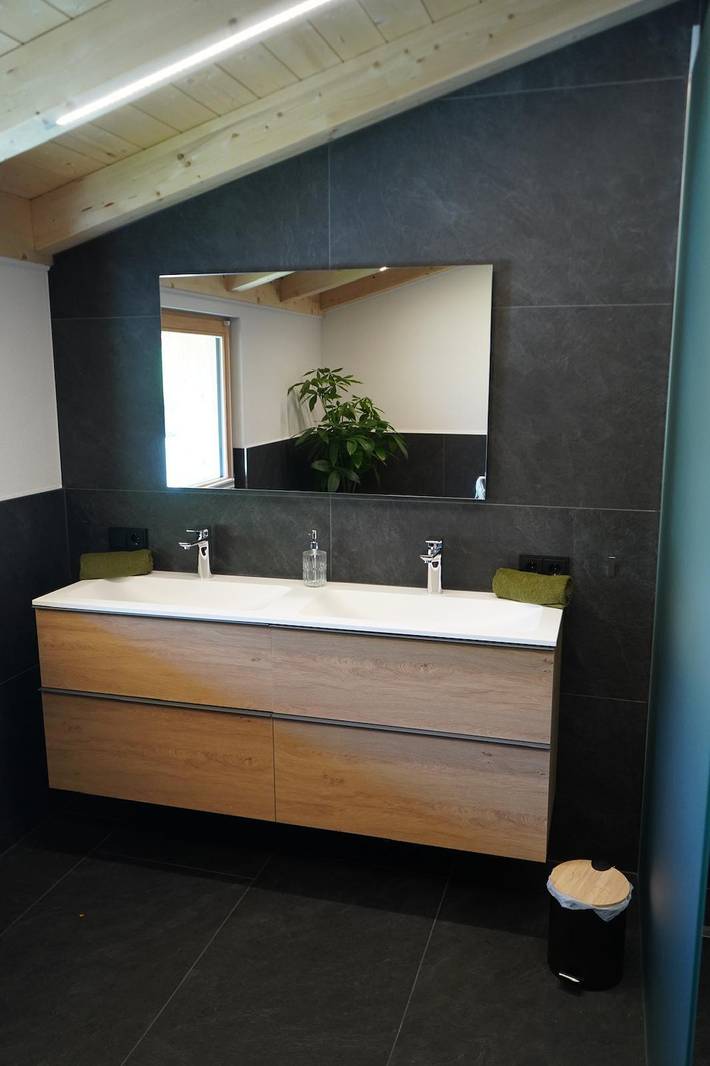 Ganze Ferienwohnung, Appartement/Fewo, Dusche, Wc, 2 Schlafräume in Hohe Tauern, Virgen
