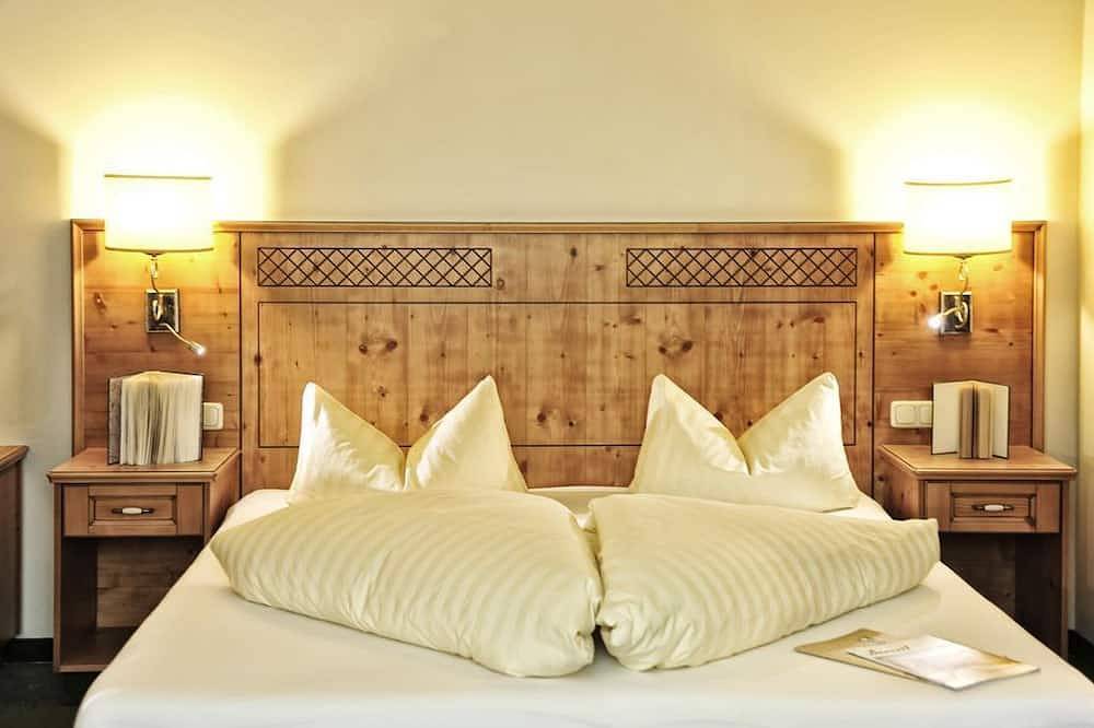Adlerhorst room without balcony - Fischerwirt am See in Achenkirch, Brandenberger Alpen