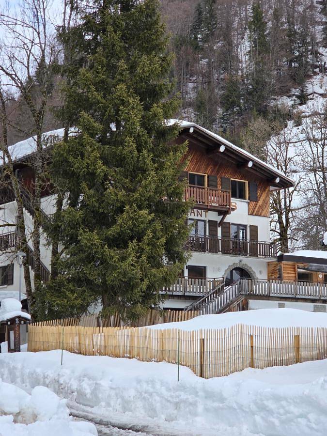 Appartement de vacances pour 6 personnes, avec Terrasse et Jardin ainsi que Piscine et Sauna