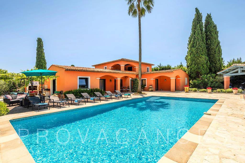 Large holiday house with pool in La Gaude in La Gaude, Cannes region