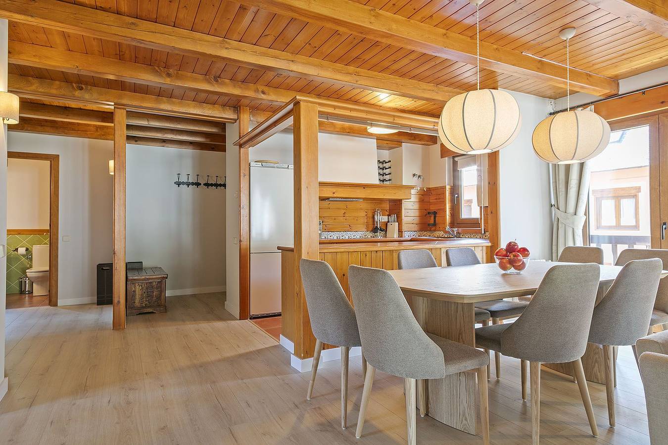 Appartement entier, Appartement de vacances pour 7 personnes avec balcon in Vielha, Vielha e Mijaran
