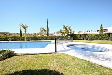 Apartment for 4 People in Cerros del Aguila, Mijas, Photo 4
