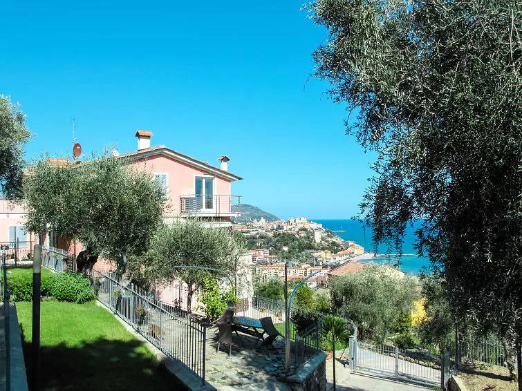 Ganze Wohnung, 2 Zimmer 4 Personen in Poggi (Imperia), Imperia