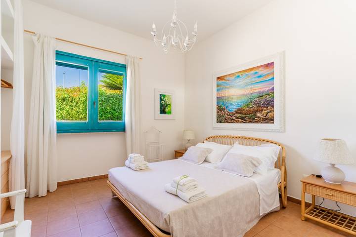 Holiday Home 'Villetta Le More' with Large Private Garden, Wi-Fi and Air Conditioning in Ruffano, Taranto-bugten