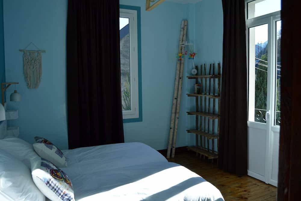 Maison de caractère avec sauna, salle de sport, salle de jeux, 7 chambres in Luchon-Superbagnères, Bagnères-de-Luchon