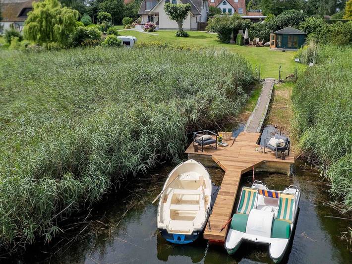 Ferienhaus für 16 Personen, mit Seeblick und Terrasse sowie Garten und Ausblick, kinderfreundlich in Garz/Rügen - 3