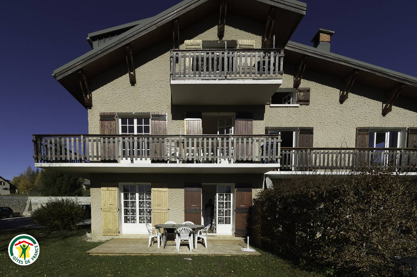 Gîte confortable avec parking, jardin et chauffage, à proximité des remontées mécaniques et de la station de ski in Corrençon-en-Vercors, Parc naturel régional du Vercors