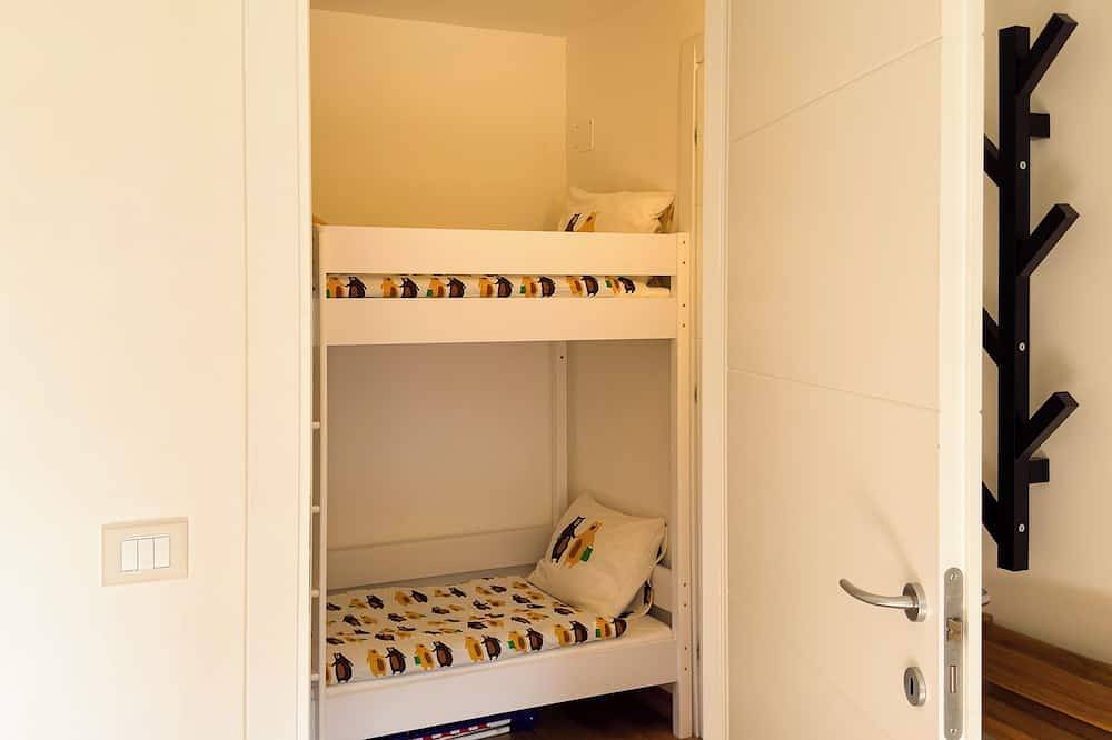 Ganze Wohnung, 2-bedroom apartment in welcoming Tarvisio for your stay in Tarvis, Udine Provinz