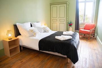 Gîte pour 12 Personnes dans Saint-Bard, Massif central, Photo 3