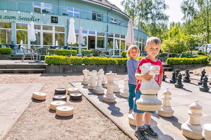 Ferienpark für 2 Personen, mit Terrasse und Sauna an der Müritz - 2