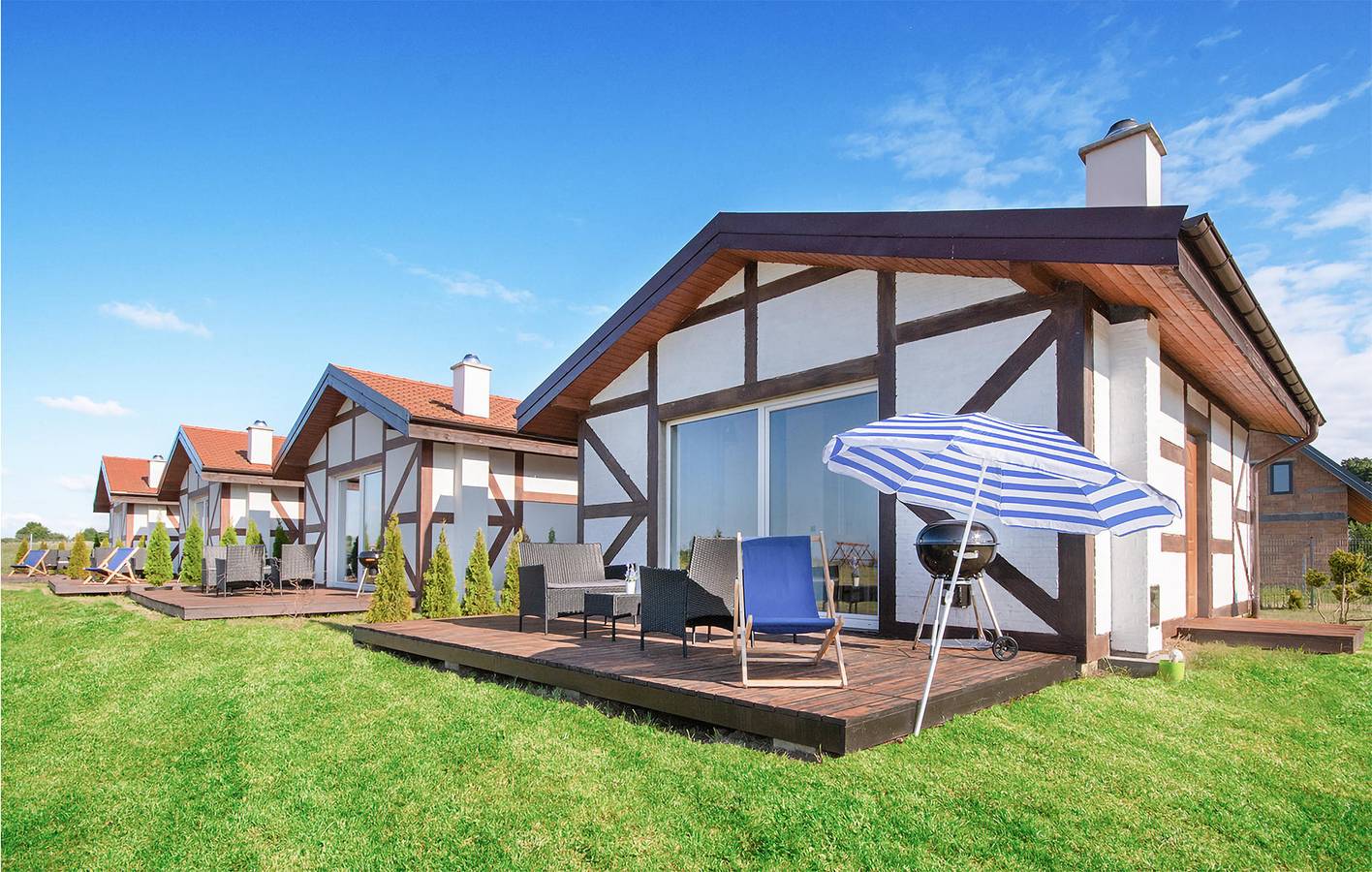 Ferienhaus für 5 Personen mit Terrasse in Powiat Sławieński