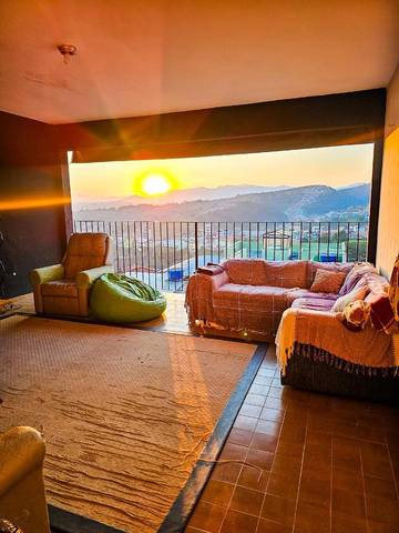 Chambre d’hôte pour 2 personnes, avec terrasse et vue à Cunha