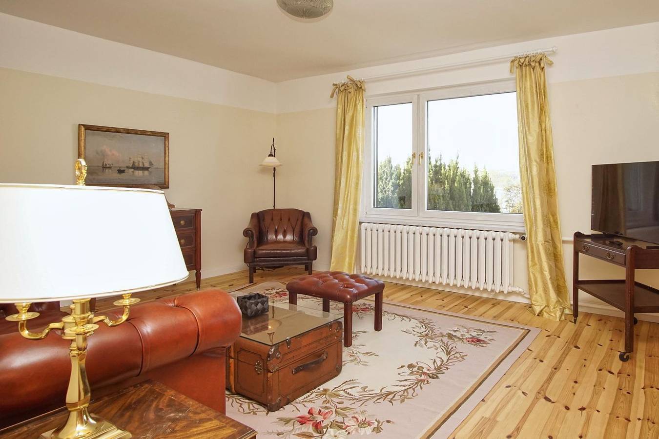 Ganze Wohnung, Ferienwohnung mit Meerblick - Landhaus Lietzow Ferienwohnung Beletage in Lietzow, Bergen auf Rügen und Umgebung