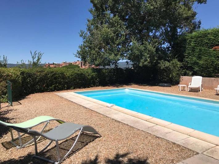 Location de vacances pour 8 personnes, avec vue ainsi que piscine et terrasse dans Sentier des Ocres - 4