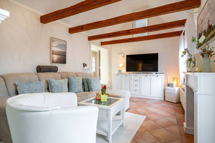 Ferienwohnung für 2 Personen, mit Terrasse und Garten in Krummhörn