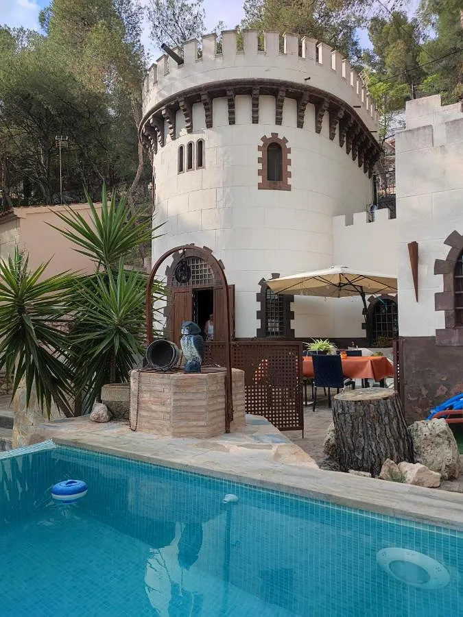 Ferienhaus für 7 Personen, mit Pool und Ausblick sowie Garten - 1