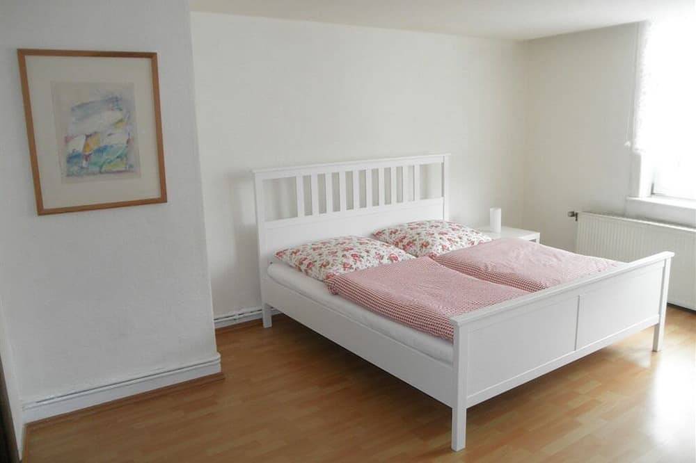 Appartement entier, Appartement-Sdb privée avec baignoire-von Essen in Arnsberg, Arrondissement du Haut-Sauerland