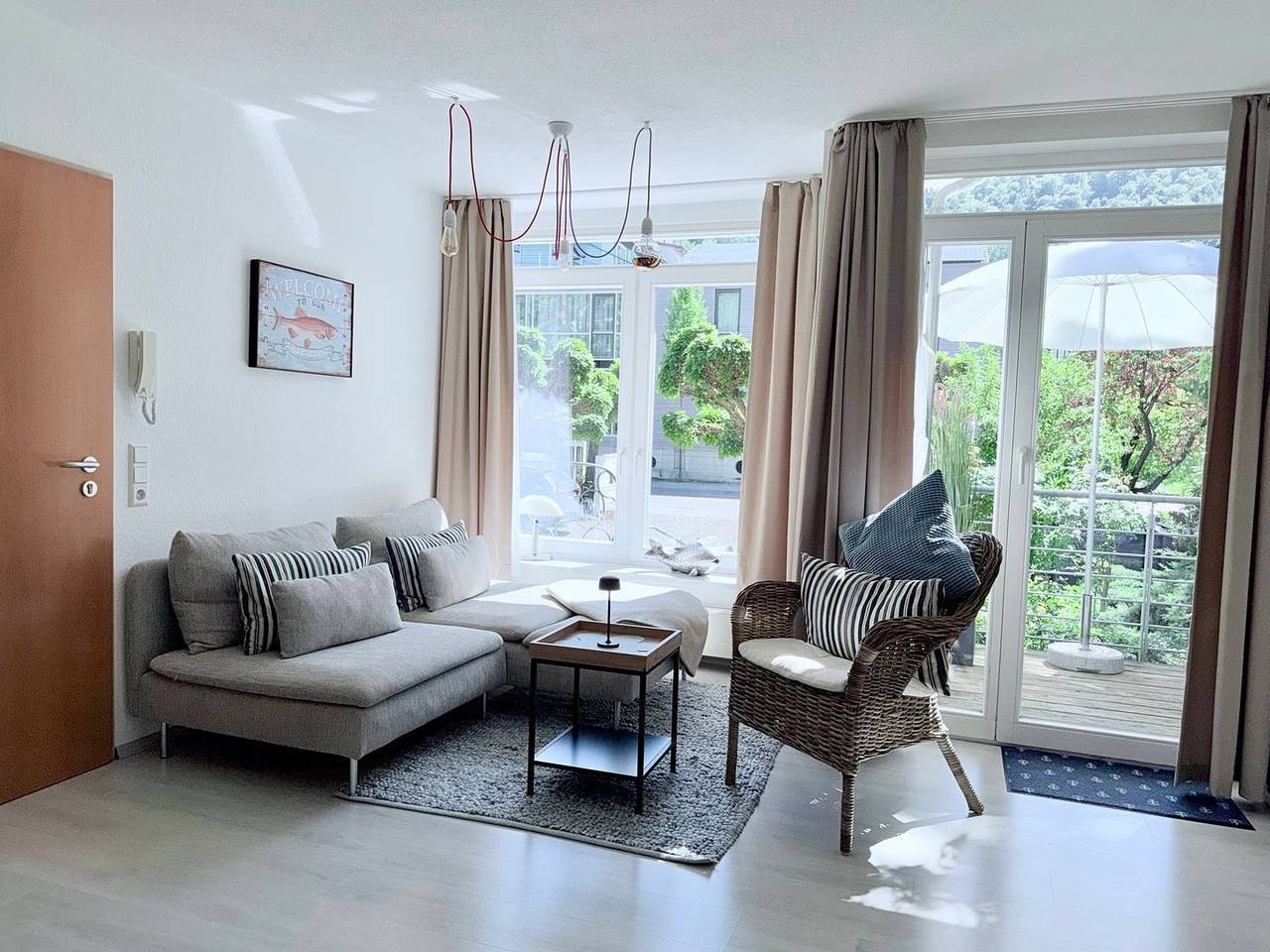 Ganze Wohnung, Bodensee genießen: Ferienresidenz  Seegarten Andrea mit privatem Zugang zum See in Bodman-Ludwigshafen, Obersee (Bodensee)