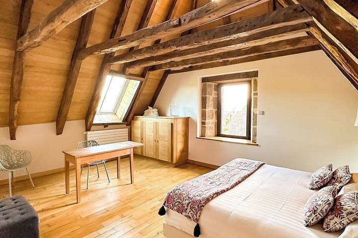 Location de vacances pour 6 personnes, avec jardin et balcon, animaux acceptés dans Raulhac - 3