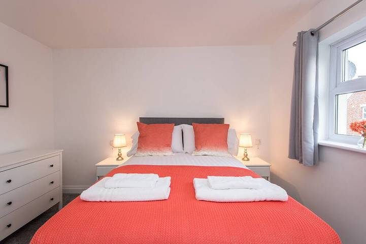 Toast Lettings | Kirkwood Drive, a 4 bedroom townhouse close to Durham City in Durham, Comté de Durham