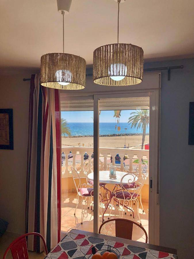 Apartamento para 4 personas, con Balcón además de Terraza y Vistas en Torreblanca