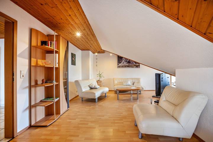 Hel lägenhet, Apartment 'Sonja' with Balcony and Wi-Fi in Gebrazhofen, Leutkirch im Allgäu