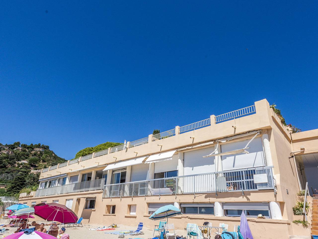 Entire apartment, Les Sables d'Aiguebelle in Plage d'Aiguebelle, Le Lavandou
