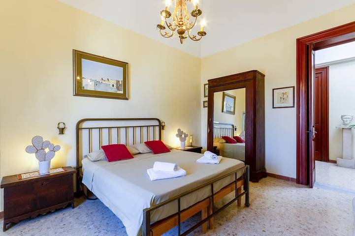 Gîte pour 4 personnes, avec jardin et piscine, animaux acceptés à Calimera - 2