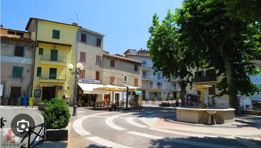 Ganze Wohnung, Ferienwohnung 'Colombina Bianca' mit Bergblick und Balkon in Licenza, Latium