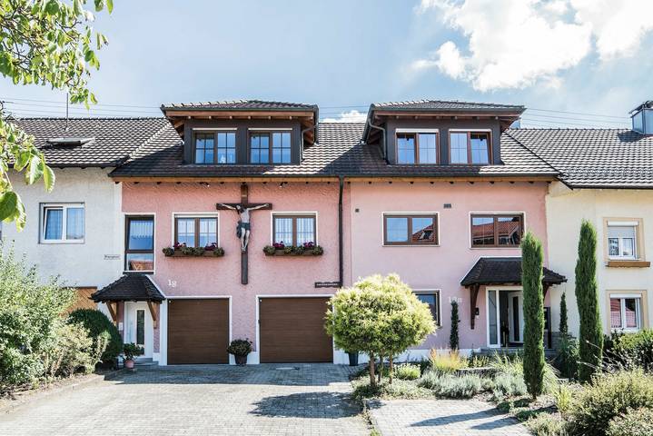 Geheel appartement, Appartement 'Im Hegau' met privéterras en Wi-Fi in Hilzingen, Hegau