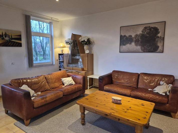 Location de vacances pour 7 personnes, avec jardin ainsi que vue et piscine à Brigueil-le-Chantre - 3