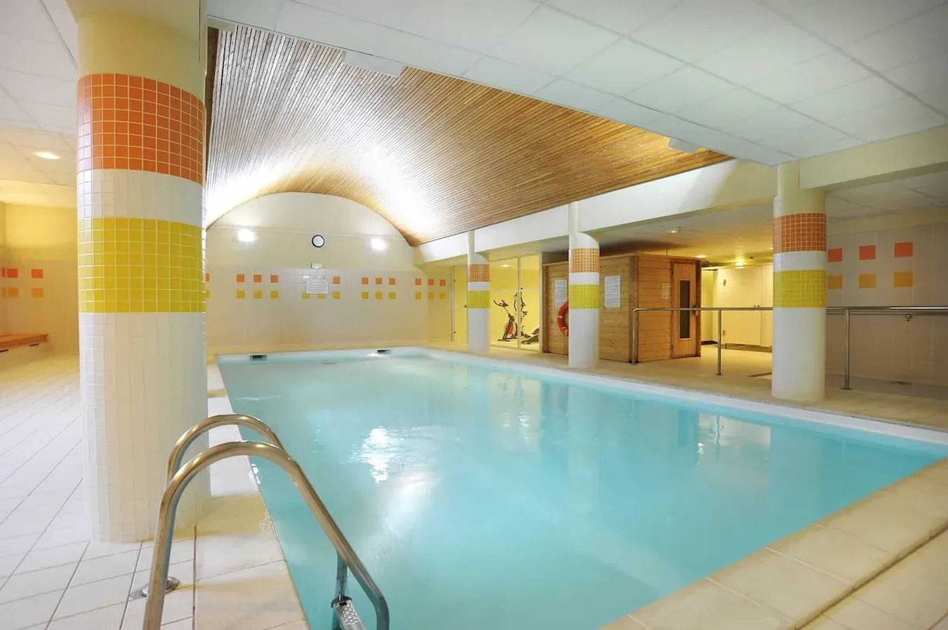 Studio entier, Studio moderne à Ax-les-Thermes, 30 m² avec sauna in Ax-les-Thermes, Pyrénées