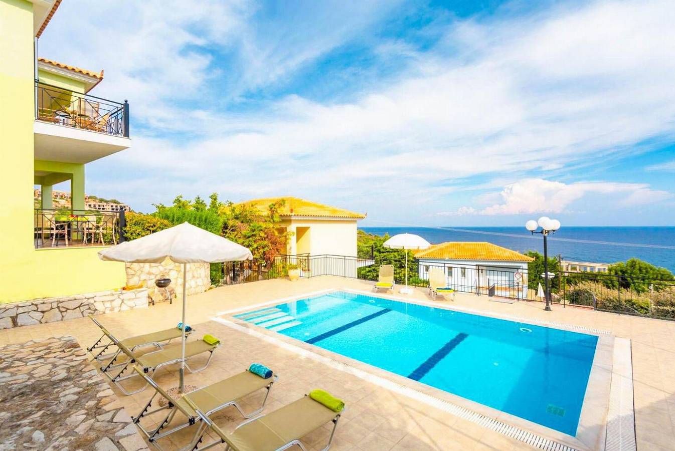Villa für 24 Personen mit Garten in Skala, Kefalonia