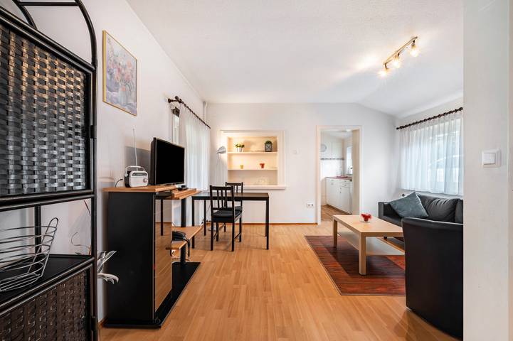 Ferienwohnung für 2 Personen, mit Garten und Sauna, kinderfreundlich in Döse - 3