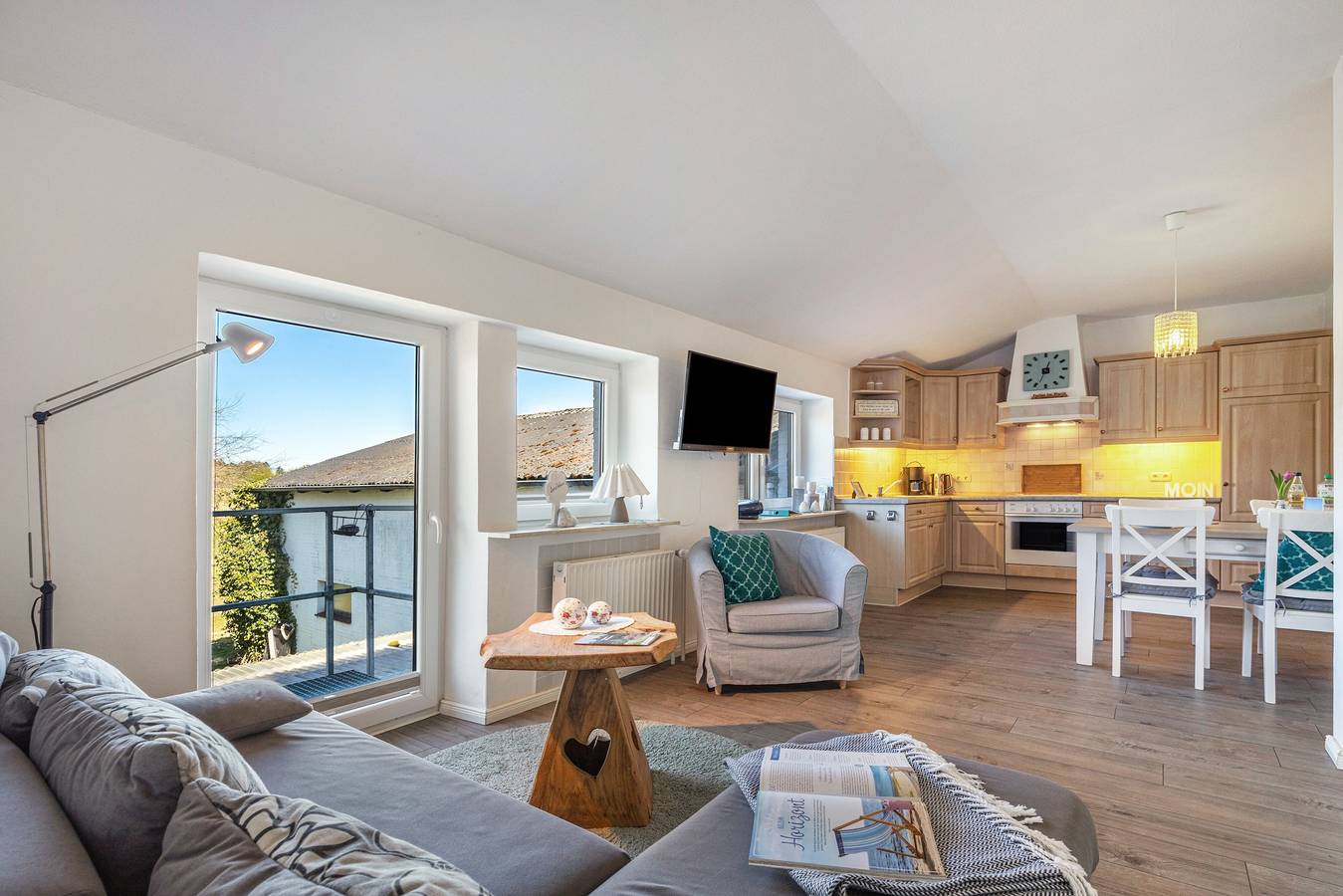 Ganze Wohnung, Ferienwohnung 1" mit privater Terrasse, Gemeinschaftsgarten in Buchholz (Dithmarschen), Sankt Michaelisdonn und Umgebung