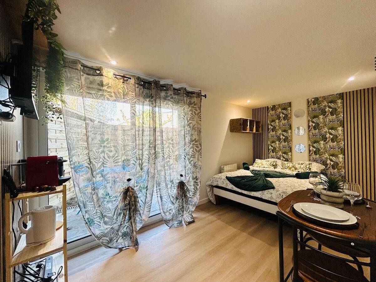 Appartement entier, One-Bedroom Apartment in Les Ponts-de-Cé, Région d'Angers