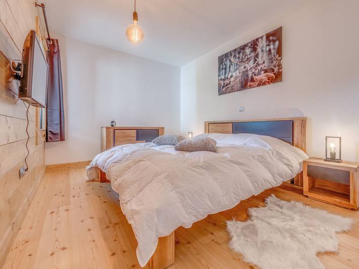 Appartement entier, Appartement 4* au pied des pistes avec balcon, Wifi, 4 personnes in Champagny-en-Vanoise, Massif de la Vanoise