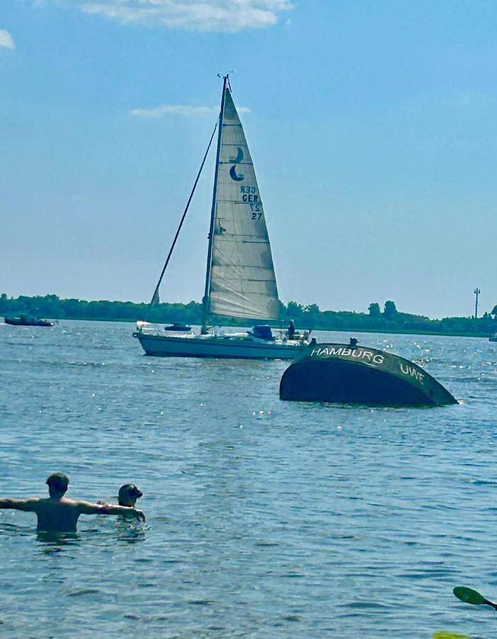 One-Bedroom Villa in Blankenese, Hamburg